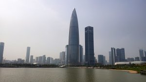 Azuma Makoto さんのアート