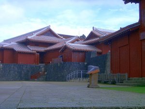 首里城～(´；ω；｀)