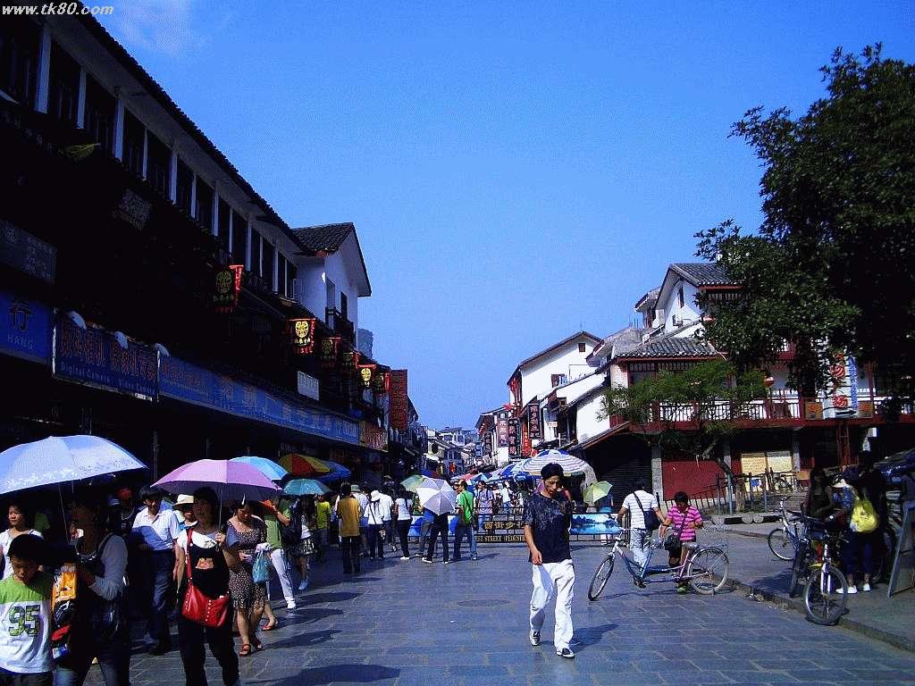 ããããã西è¡ã®å§ãŸãã§ããå¥¥ã¯æŒæ±:Lijiangã§ãã