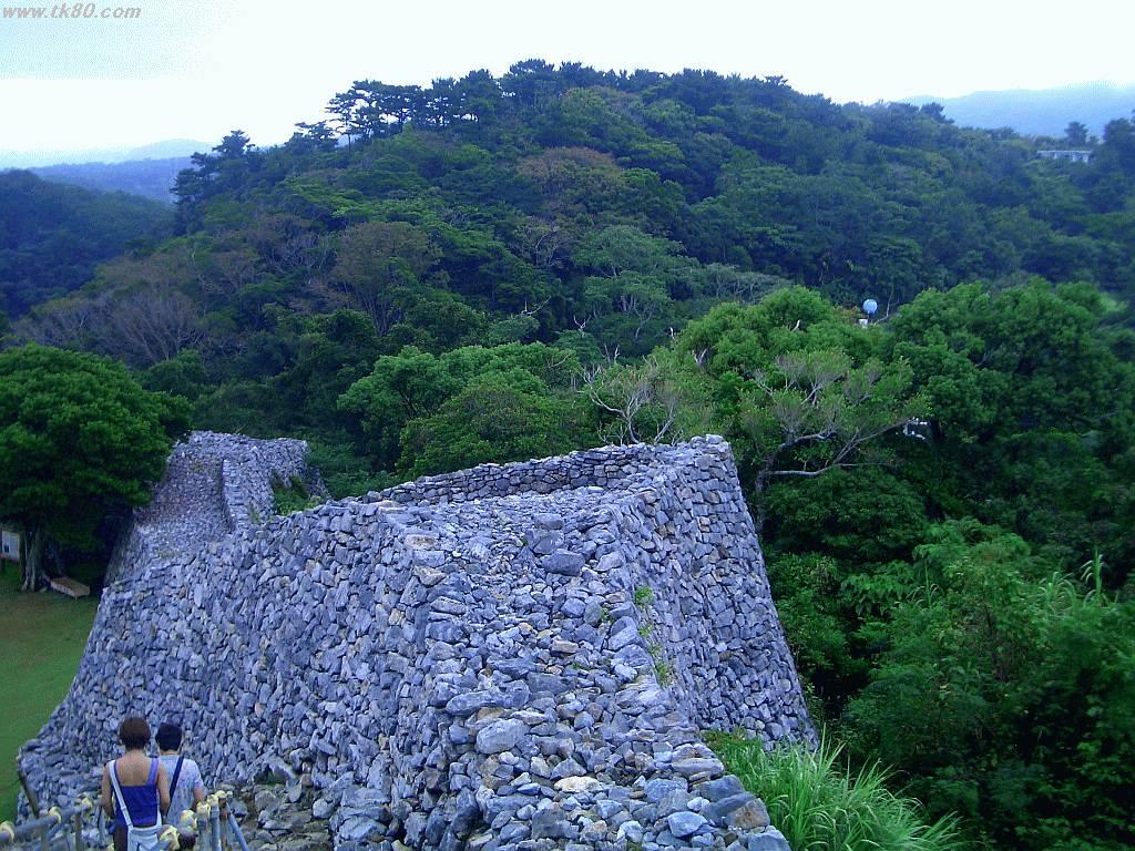 今帰ä»åŸŽè·¡ã«ã¦æ’®å½±ã€‚å¤ä»£ã«æ€ã„ã‚’ãµã›ã¾ã™ã€‚