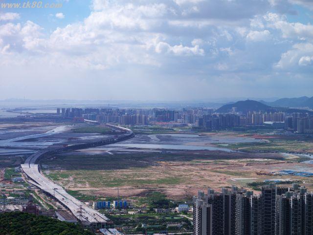 昨日は汗ダクになって南山公園を登った