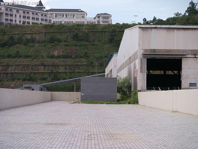 更に赤湾駅から小南山公園を歩いた