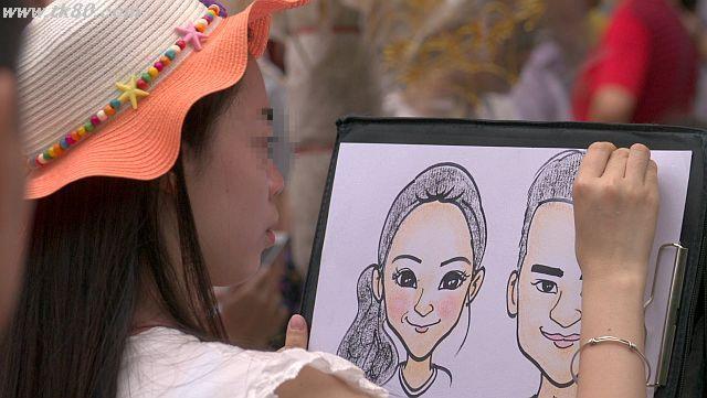 特定の人・物を撮るのに苦労します。